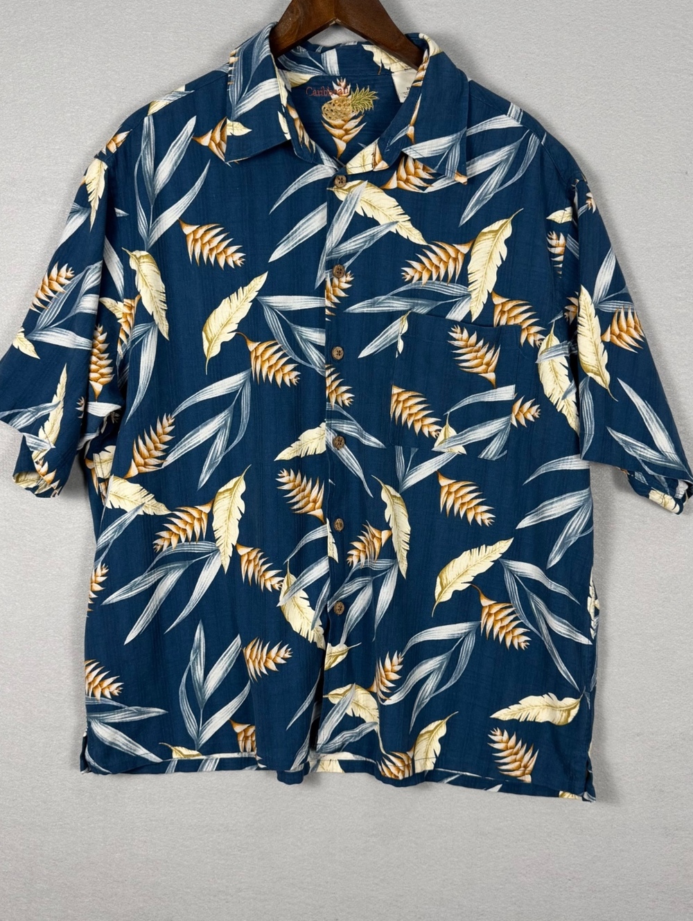 Caribbean Mens XL Silk Hawaiian Button-Up Shirt Blue